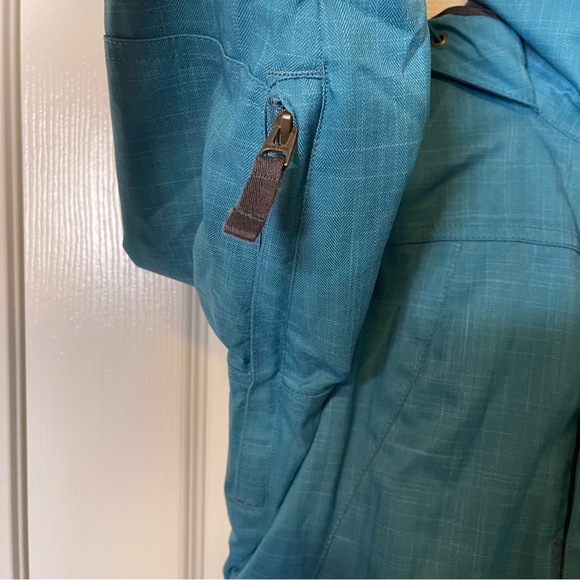 BURTON DA NANG TEAL SNOWBOARDING JACKET
SIZE XS - Picture 9 of 17